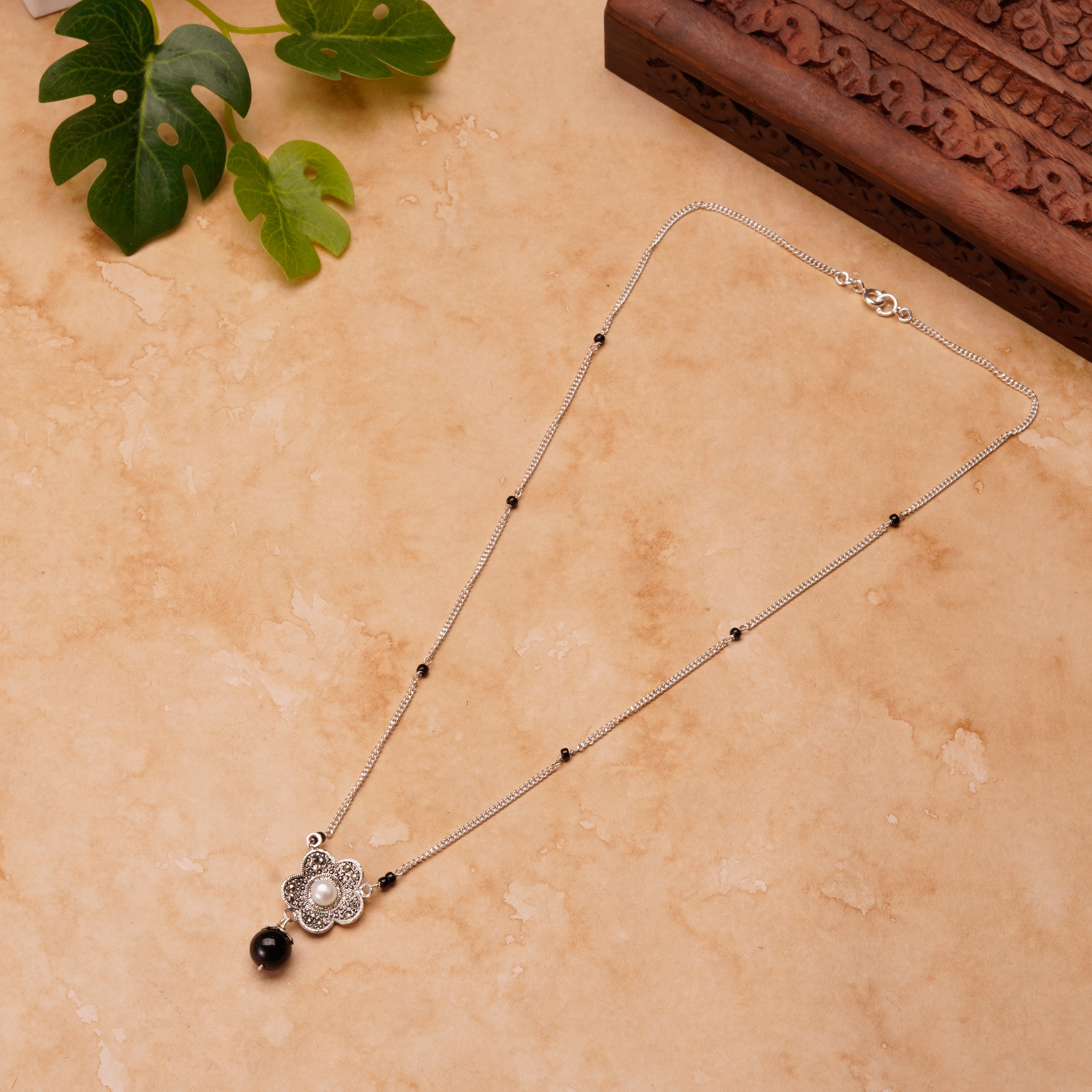 Flower Perfect Cute Mangalsutra