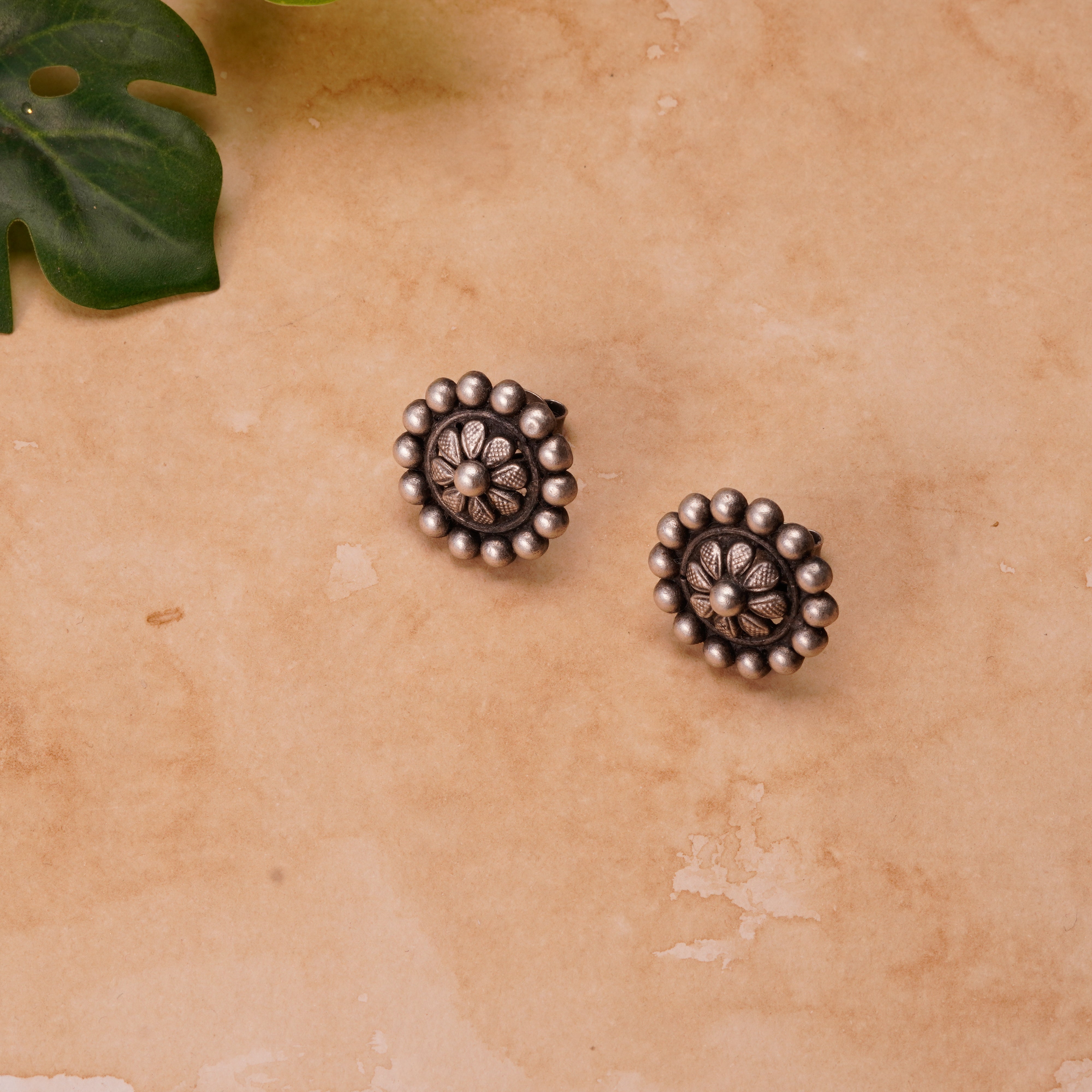 Keta Silver Oxidized Studs