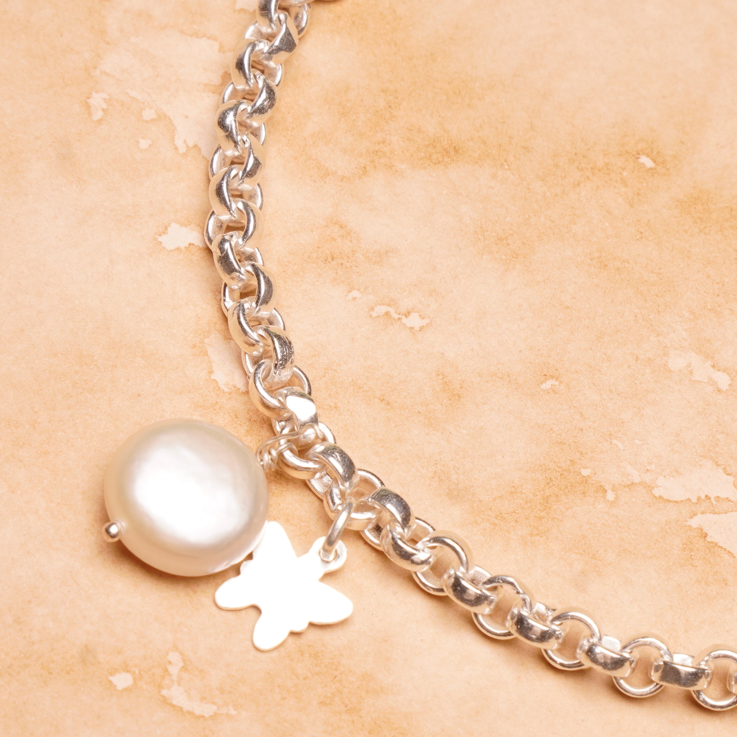 Pearl Butterfly Solid Bracelet