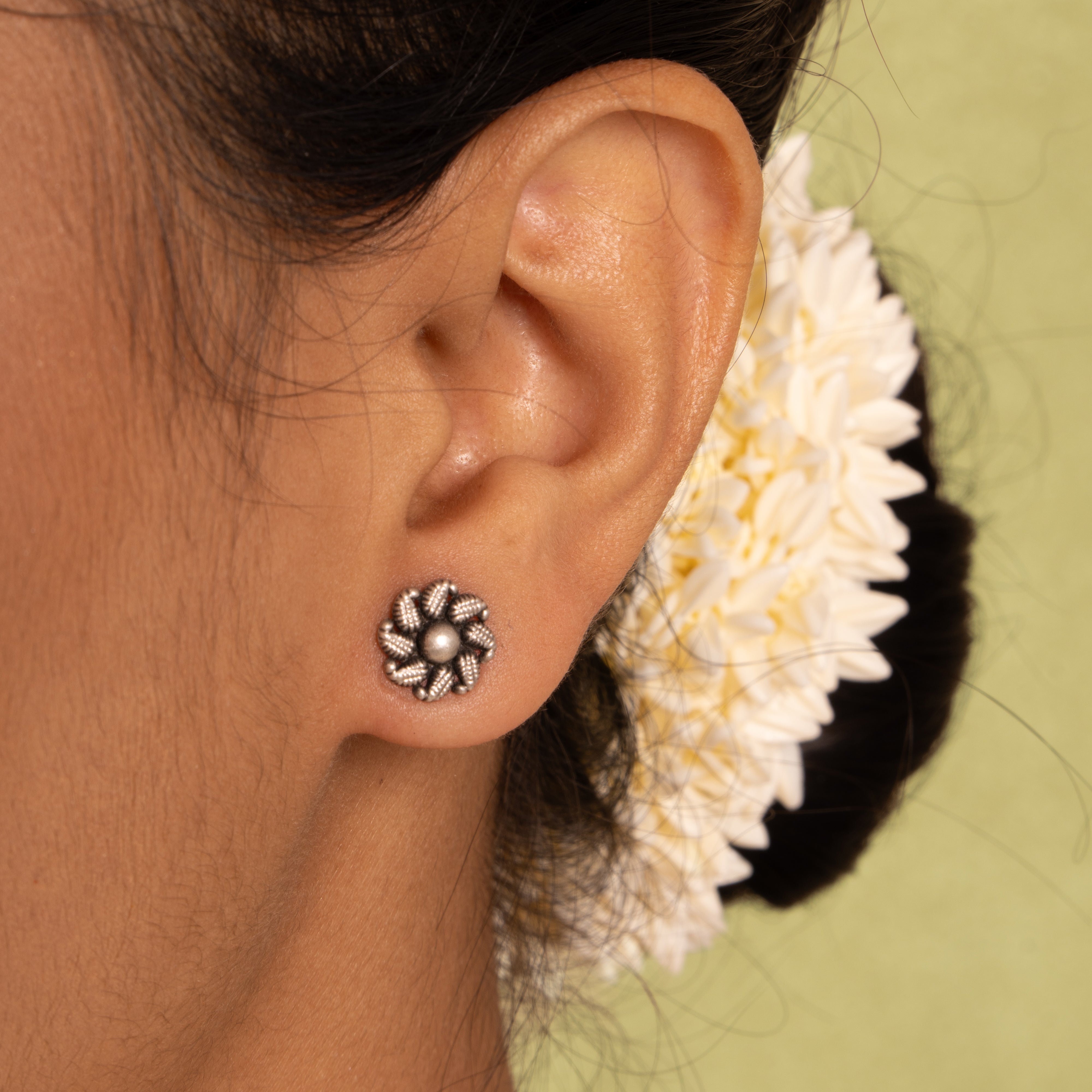 Silver Petal Elegance Stud Earrings