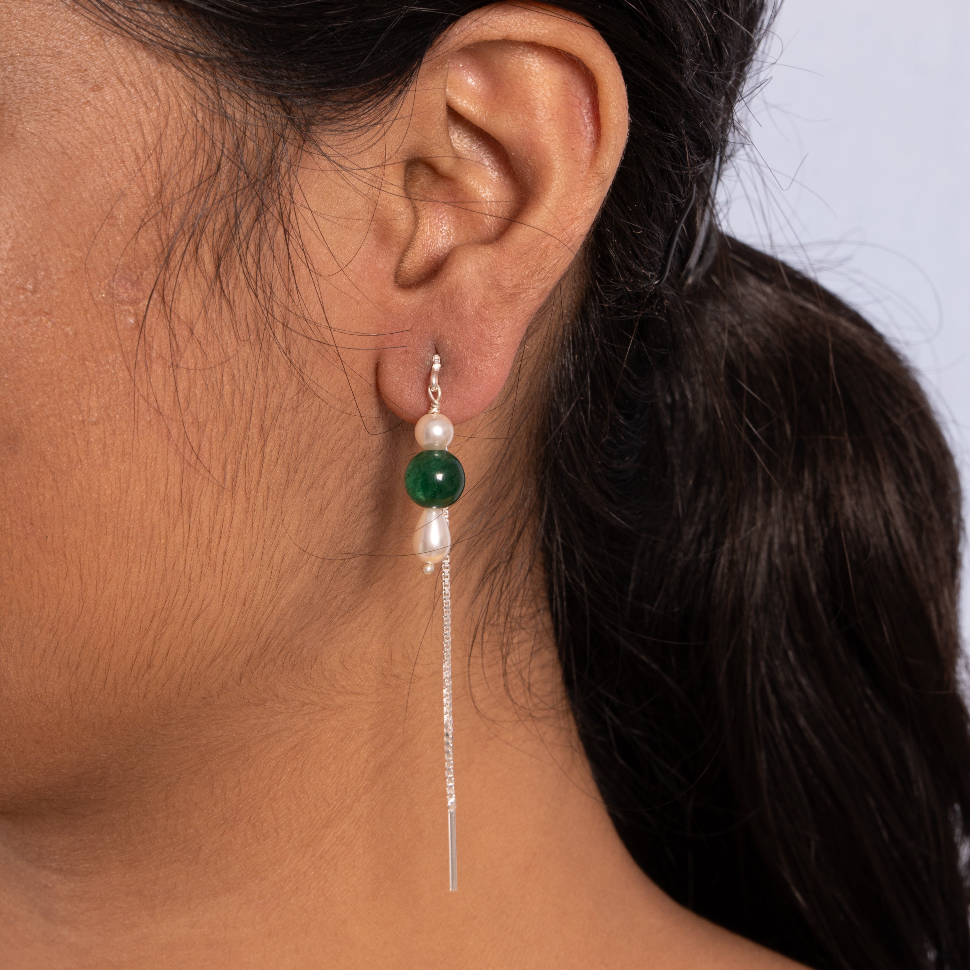 Green Onyx and Drop Pearl Suidhaga Elegant Earrings