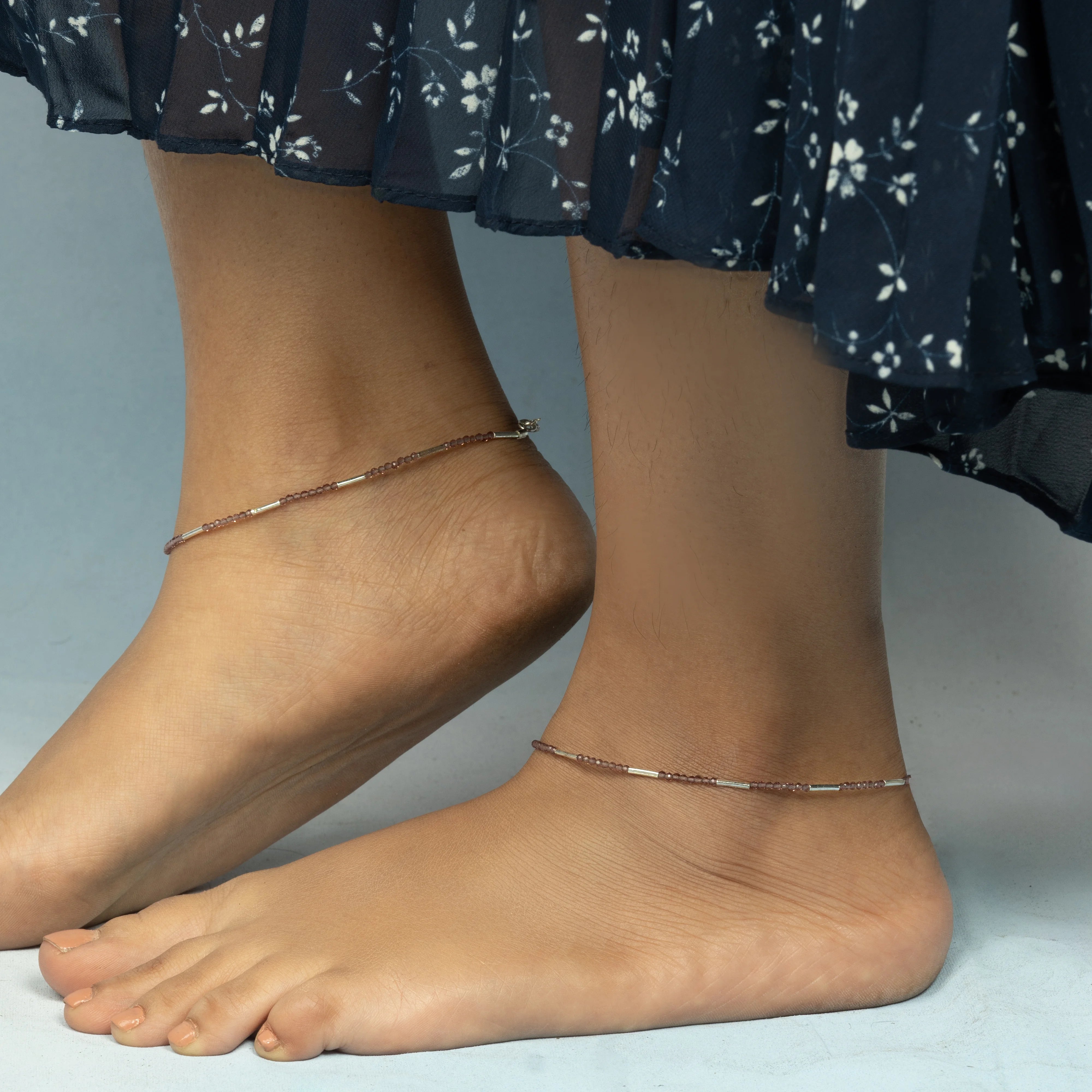 Artful Line Anklet (Brown)