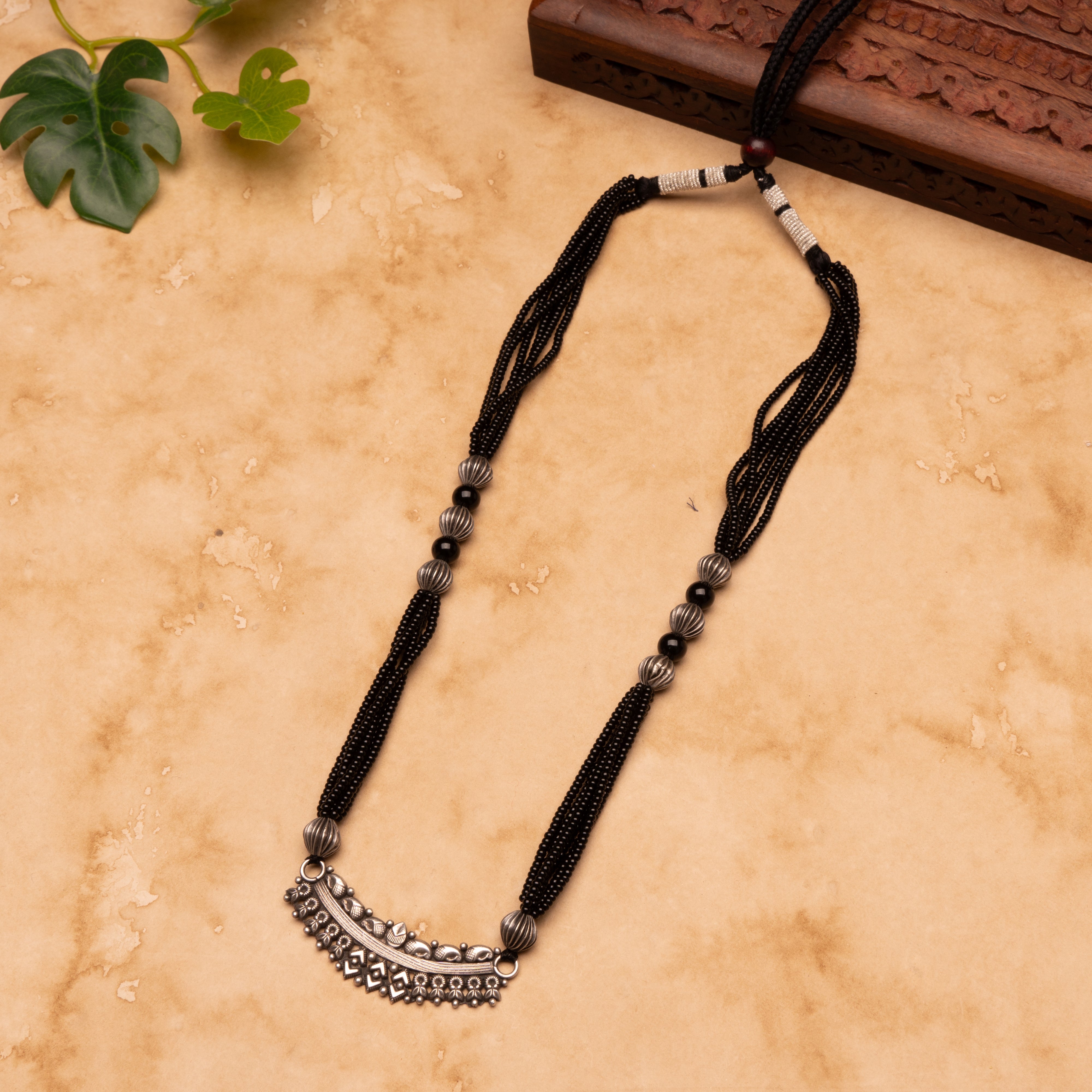 Shubhada Traditional Pot (Black Beads)  Mangalsutra