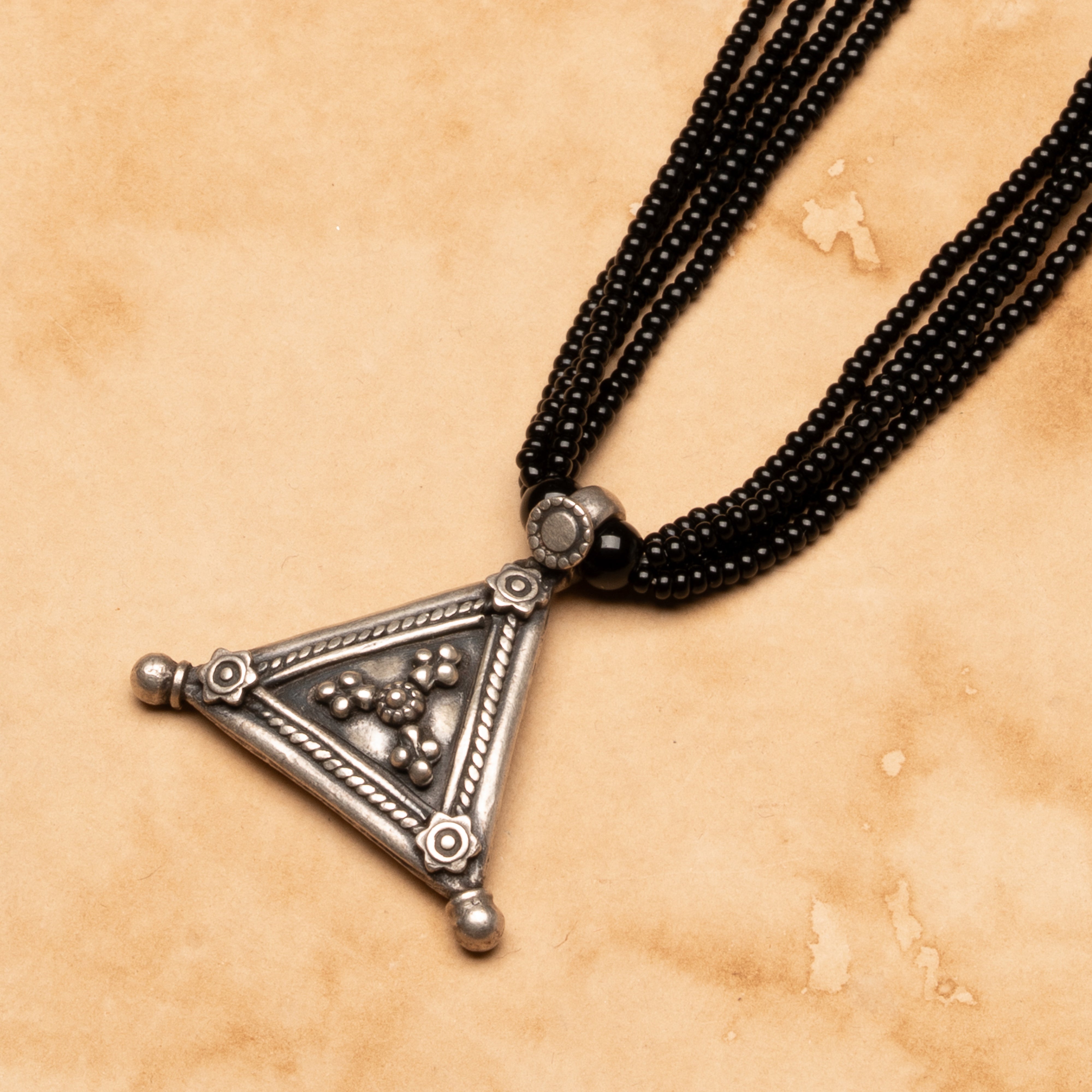 Trikon Pendant Threaded Mangalsutra