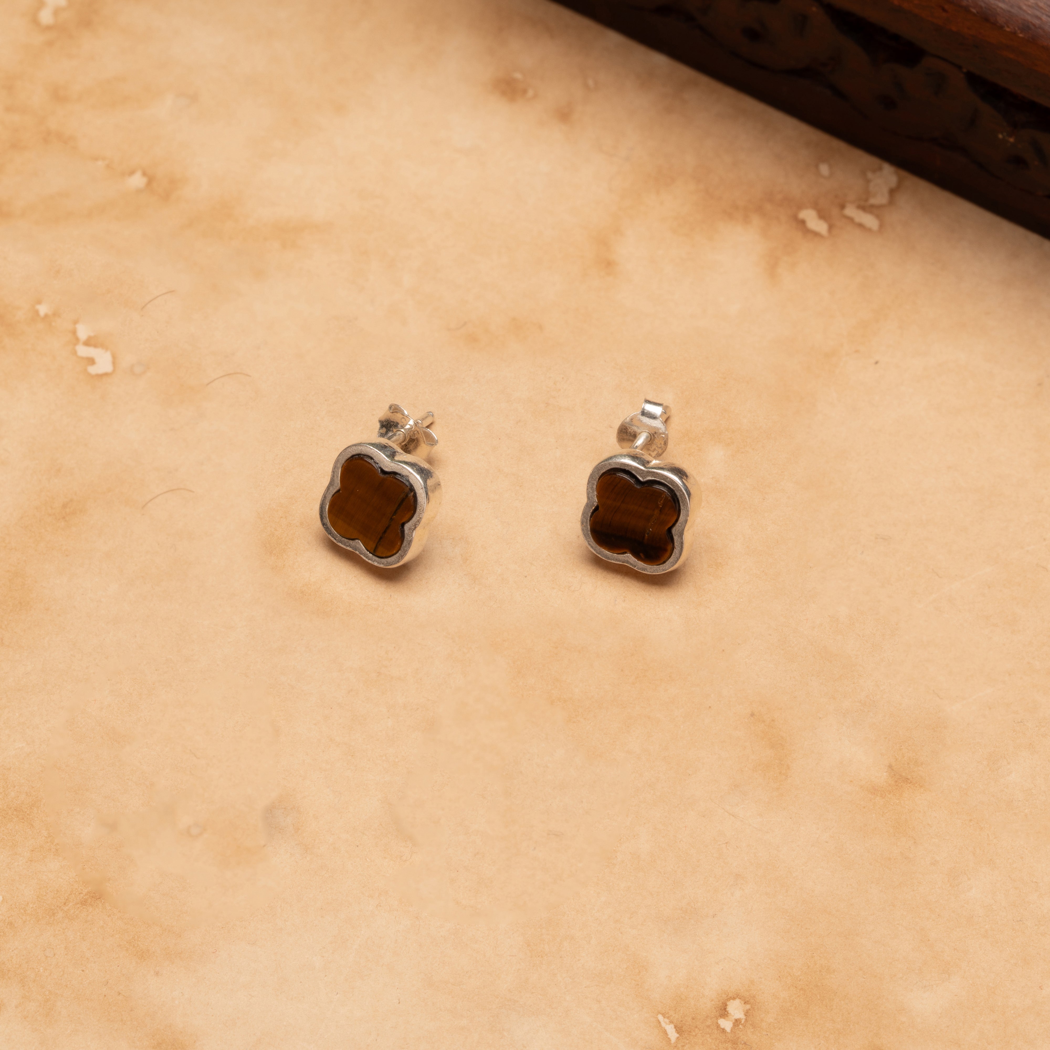 Era Mother of Pearl Earrings