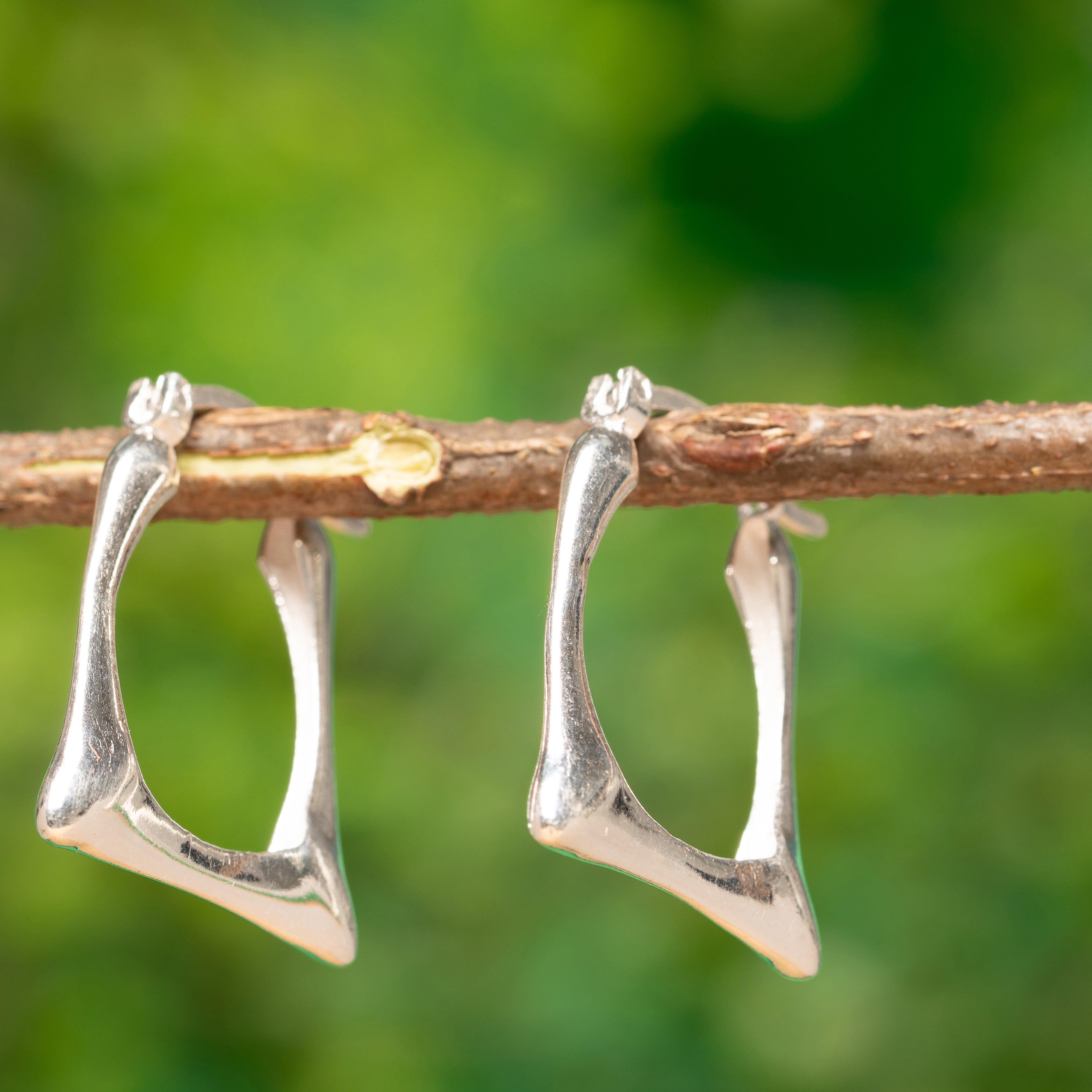 Essential Hoop Earrings